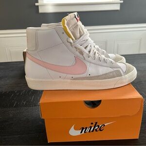 Nike BLAZER ‘77 VNTG